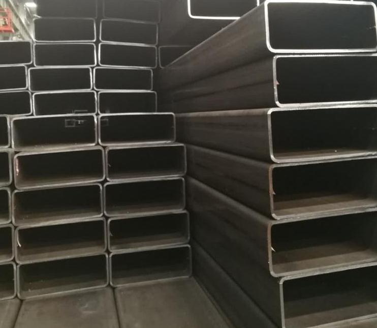 Q235B無縫方矩管.jpg Q235B無縫方矩管.jpg